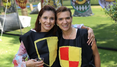  Carmen Limón y Lourdes Ortega.