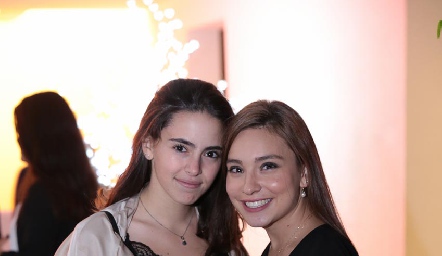  Irene Abud y Daniela González.
