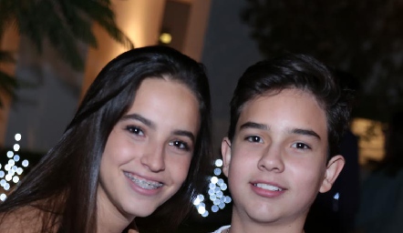  Sofía y Diego González.