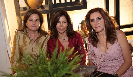 Luz María Reynoso, Leticia González y Yolanda Rivera.