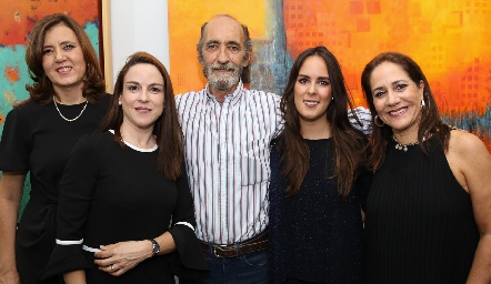  Marcela Milán, Diana Guel, José Ángel Robles, Claudia Antunes y Esther Sandoval.