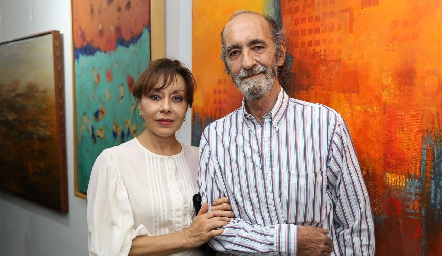  José Ángel Flores con su esposa.