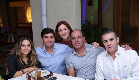  Martha Chalita, Javier Dávila, Ana Anaya, Enrique Quintero y Eduardo Gómez.