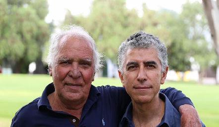  Sergio Godínez y Sergio Godínez.