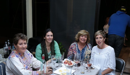 Laura Faz, Gaby Abud, Malusa Alcocer y Ana Hunter.