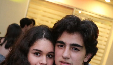  Isabela Armendáriz y Alejandro Cambeses.