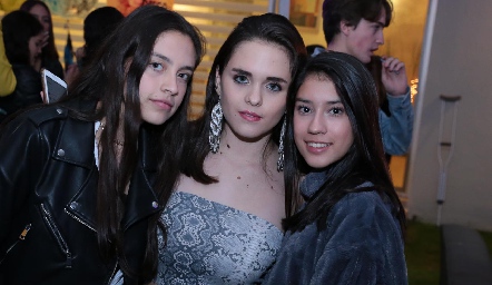  Marilú Castillo, Emilia Meade y Faride Elizalde.