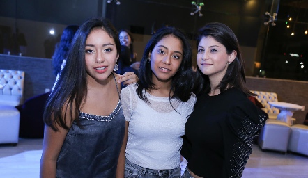  Ana Isa Martínez, Sofía Martínez y Vi Abud.