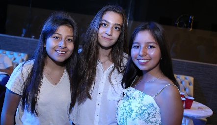 16´s de Ana Isa, Sofía y Vi.