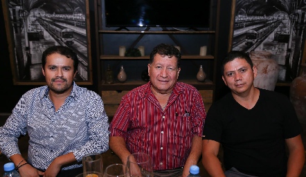  Daniel Torres, Raúl González e Iván Calderón.
