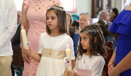 Primera Comunión de Pilar y Almudena.