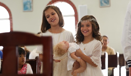 Primera Comunión de Pilar y Almudena.