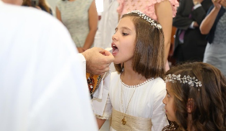Primera Comunión de Pilar y Almudena.
