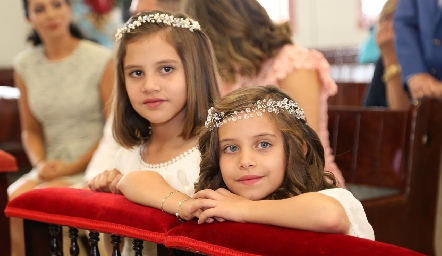  Pilar y Almudena Nava.