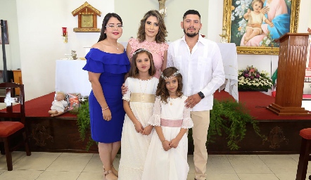 Primera Comunión de Pilar y Almudena.