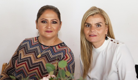  Marcela Novoa y Erika Matuk.