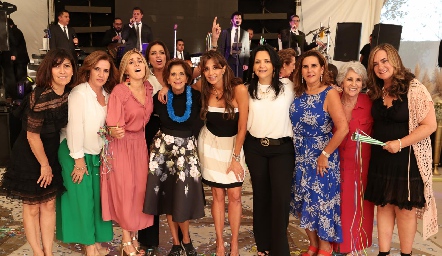  Maricarmen Haro, Noemí Sampere, Sylvia Aguilñar, Claudia de los Santos, Guille Anaya, Ceci de los Santos, Gabriela Betancourt, Graciela Torres, Rebeca Mendizábal y Gaby Bárcena.