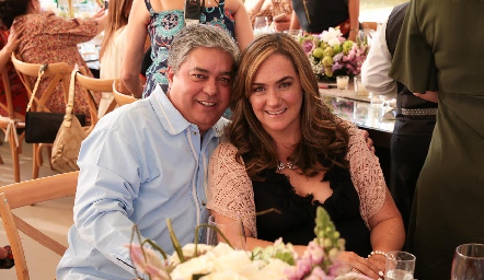  Gerardo Córdova y Gabriela Bárcena.