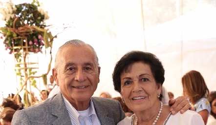  Leopoldo y María del Carmen Stevens.