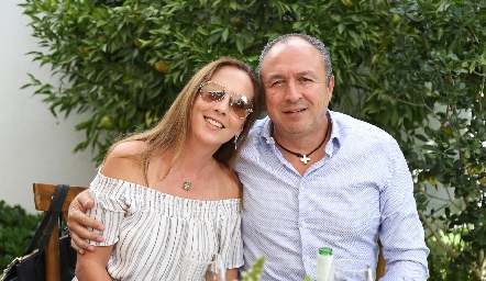  Claudia Pedroza y Edgardo Belgodere.