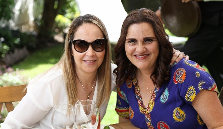  Claudia Cohen y Vero Díaz Barreiro.