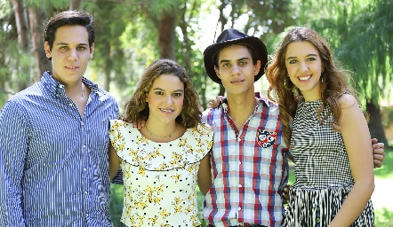 Pili Aguilar, Moni Michel y Ana Pau Carvajal.