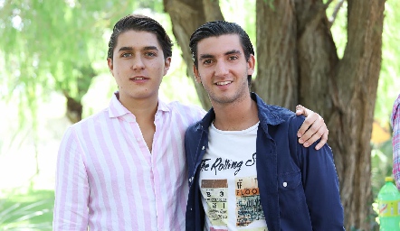  Enrique Perafán y Elías Navarro.
