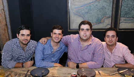  Mauricio Mahbub, Luis Torres, José Carlos Mahbub y Víctor Zepeda.