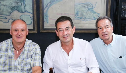  Pepe Martínez, Polo Córdova y José Luis Hernández.