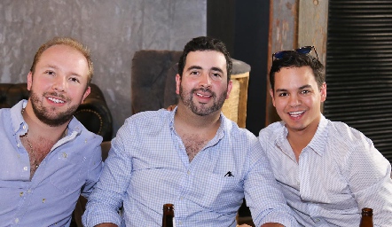  Armando de la Parra, Fernando Domínguez y Luis González.