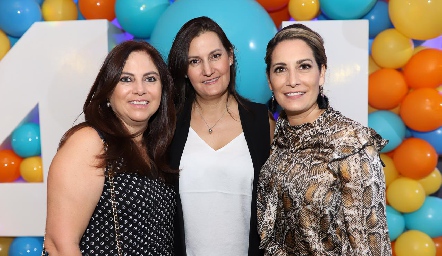 Alba Altamirano, Sandra Morelos Zaragoza y Maribel De Antuñano.