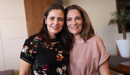  Begoña López y Paulina De Antuñano.