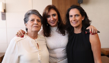  Pita Mier, Martha Abud y Alejandra Gómez.
