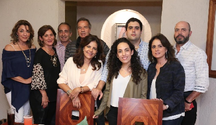  Nuria Lozano, Mónica Leal, Pepe Medlich, Patu Silos, Ale Zepeda, José Carlos Mahbub, Maru Martínez y Jeppo Mahbub.