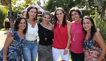  Margarita Manrique, Karla Chalita, Verónica Escobedo, Gris Reynoso, Montse Mejía y Laura Moncada.