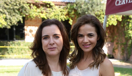  Cristina Peña y Sigrid Werge.