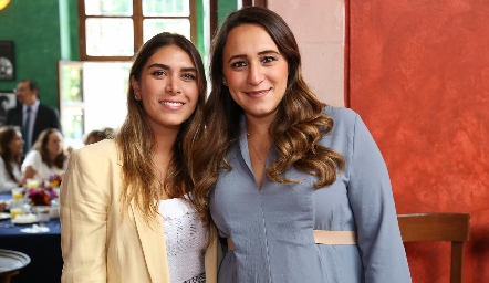 Mayra Díaz de León y Cristy Massa.