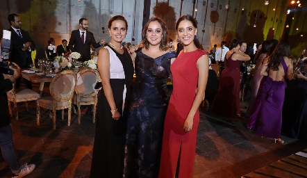 Cecilia Dávila, Alejandra Martínez y María José Alonso.