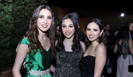  Sofía, Alejandra y Renata Revilla.