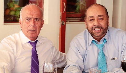 Manuel González Carrillo y Teófilo Torres Corzo.