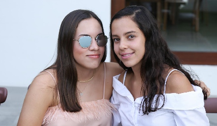  Mariana Arteaga y Ximena Delsol.