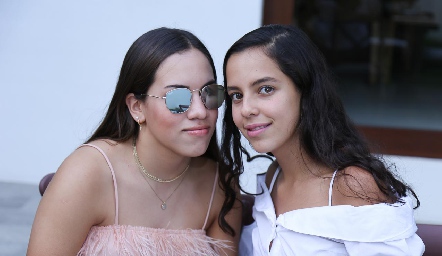  Mariana Artega y Ximena Delsol.