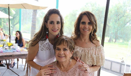  Dani Mina, Yolanda y Gabriela Payán.