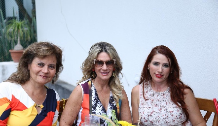 Ángeles Hermosillo, Vero Payán y Adriana Jiménez.