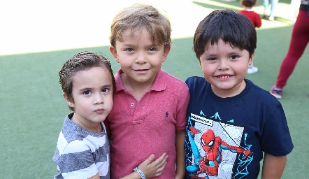  Andrés, Gastón y Enrique .