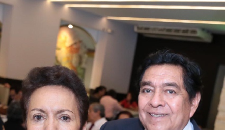  Consuelo Zapata y Enrique Gómez Saldívar.