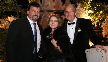  Héctor Gómez, Ana Isabel Gaviño y Francisco de la Rosa.