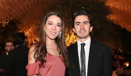  Michelle Cano y Memo Gómez .