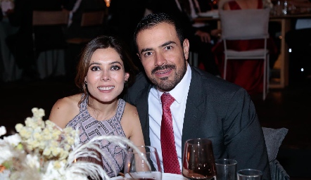  Ximena Treviño y Roberto González.