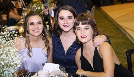  Marisol Cabrera, Claudette Villasana y Montse Barral.
